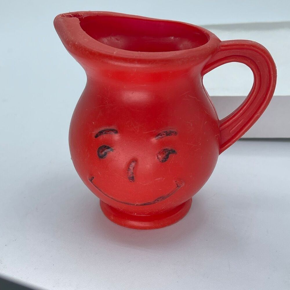 Vintage Wolverine 1983 General Foods made in Hong Kong